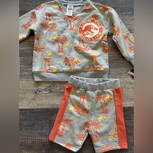 NEW Boys Jurassic Park Sweatshirt and Shorts Clothing Set 4T